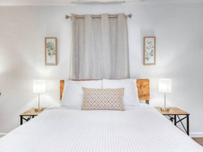 Comfy 1 Bed Close to Downtown, Night Life, UH, MED, Museum, NRG